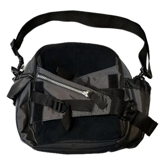 Gray/Black Eddie Bauer Waist Pack Hiking Travel Shoulder  Crossbody Bag 5x10x14 - Picture 1 of 7